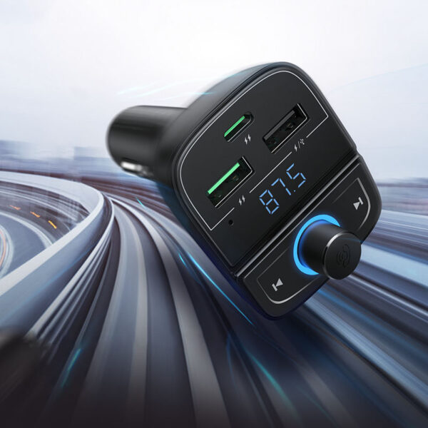 Ugreen Car Charger With FM Modulator PD 2x Usb 1x Type-C Bluetooth QC 3.0 Car Charger 80910 CD229