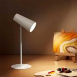 WiWU Wi-D8 Desk Lamp 4-in-1 Intelligent Magnetic Light